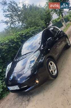 Хетчбек Nissan Leaf 2016 в 