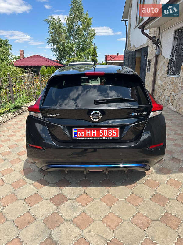 Хэтчбек Nissan Leaf 2018 в Одессе