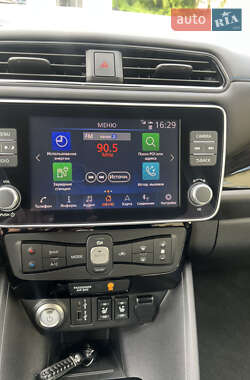 Хэтчбек Nissan Leaf 2021 в 