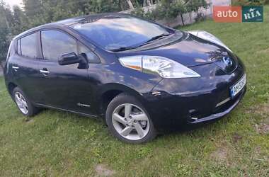 Хэтчбек Nissan Leaf 2015 в Житомире