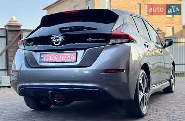 Хетчбек Nissan Leaf 2020 в 
