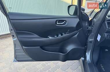 Хетчбек Nissan Leaf 2020 в 