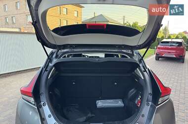 Хетчбек Nissan Leaf 2020 в 