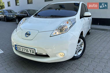 Хэтчбек Nissan Leaf 2016 в Хмельницком