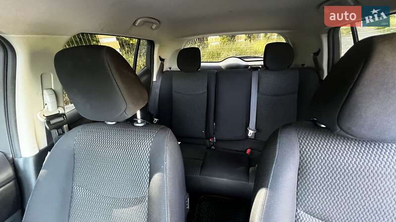 Хетчбек Nissan Leaf 2013 в Тульчині