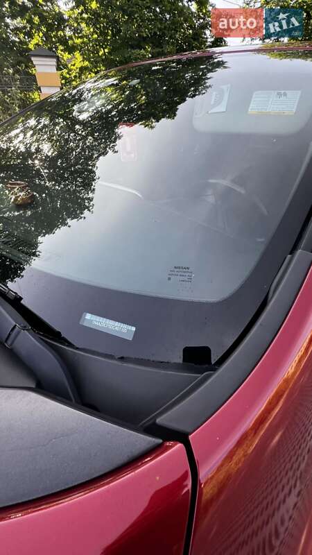 Хетчбек Nissan Leaf 2013 в Тульчині