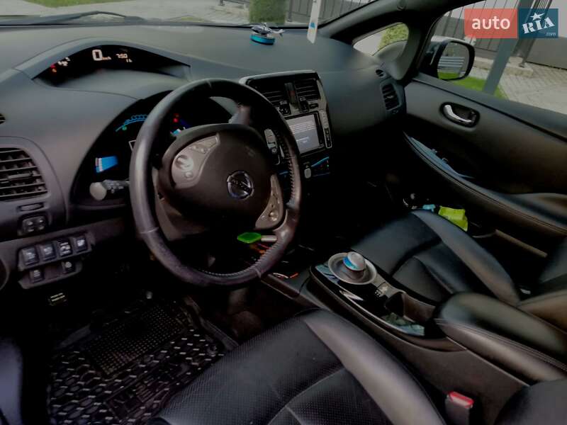 Хетчбек Nissan Leaf 2013 в Львові