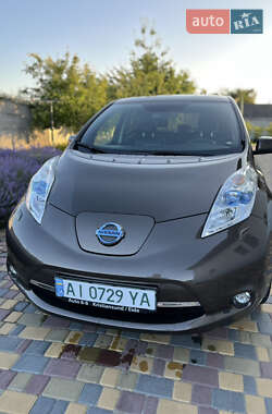 Хэтчбек Nissan Leaf 2015 в Белой Церкви