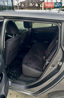 Хетчбек Nissan Leaf 2014 в 