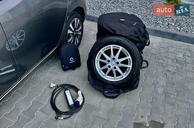 Хетчбек Nissan Leaf 2014 в 