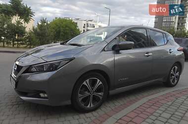 Хэтчбек Nissan Leaf 2019 в Львове