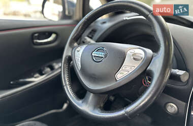 Хэтчбек Nissan Leaf 2014 в Каменец-Подольском