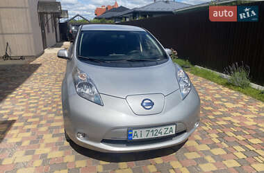 Хетчбек Nissan Leaf 2015 в Києві