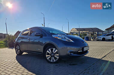 Хэтчбек Nissan Leaf 2017 в Мукачево