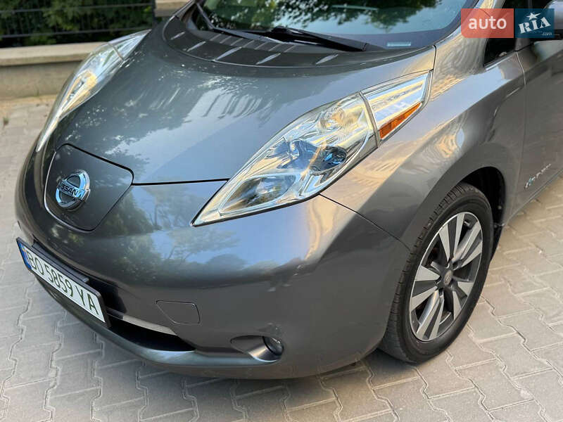 Хэтчбек Nissan Leaf 2014 в Тернополе