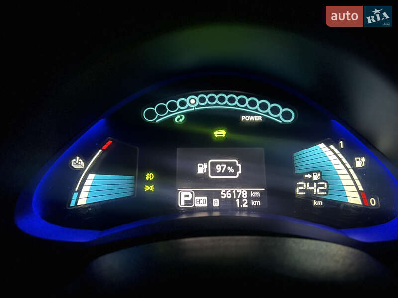 Хэтчбек Nissan Leaf 2014 в Тернополе