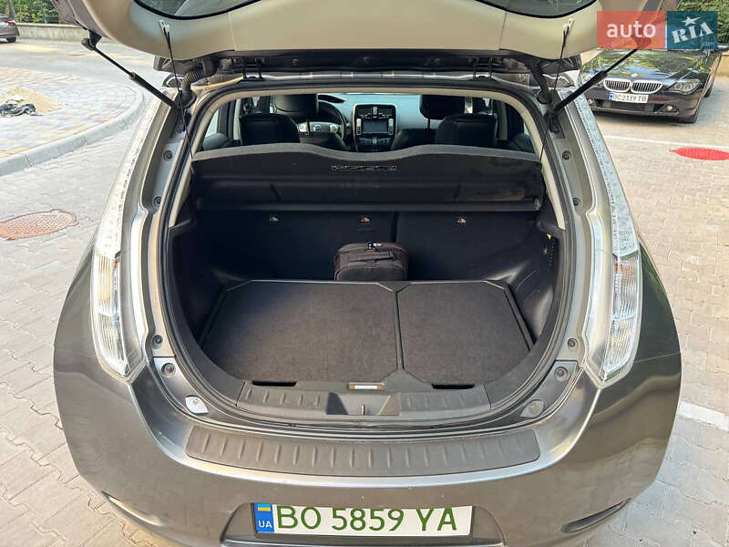 Хэтчбек Nissan Leaf 2014 в Тернополе