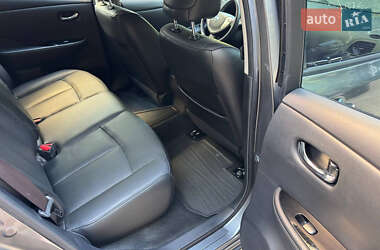 Хетчбек Nissan Leaf 2014 в 