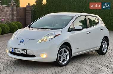 Хэтчбек Nissan Leaf 2013 в Ровно