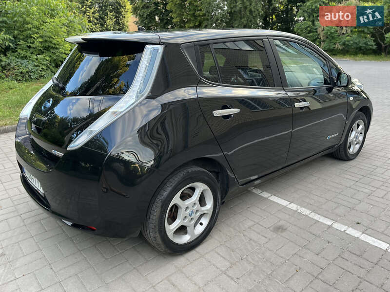 Хэтчбек Nissan Leaf 2013 в Виннице
