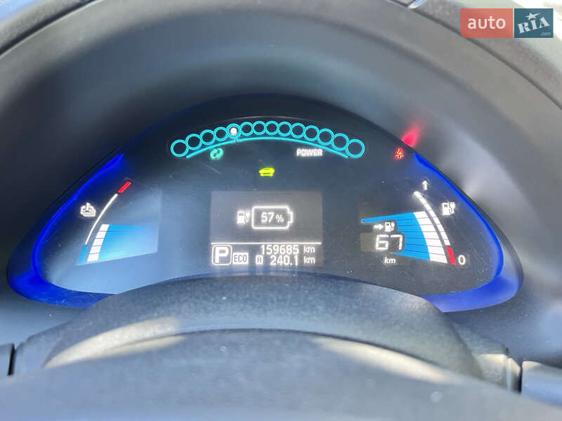 Хэтчбек Nissan Leaf 2013 в Виннице