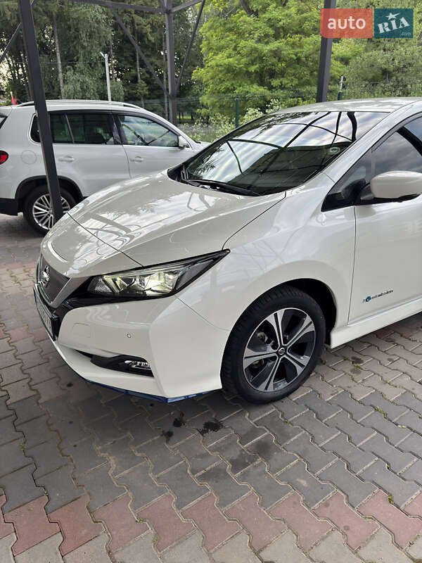 Хетчбек Nissan Leaf 2019 в Вінниці