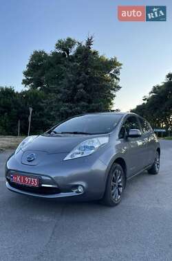 Хетчбек Nissan Leaf 2013 в Звенигородці