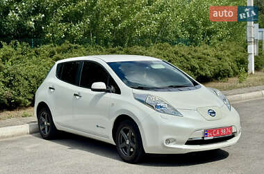 Хэтчбек Nissan Leaf 2014 в Днепре