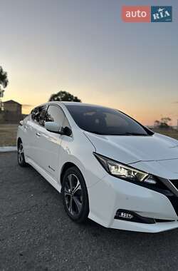 Хэтчбек Nissan Leaf 2019 в Белгороде-Днестровском