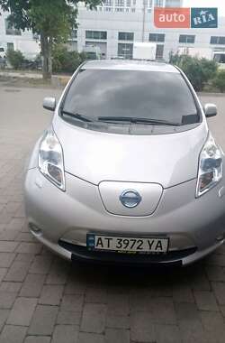 Хэтчбек Nissan Leaf 2011 в Ивано-Франковске