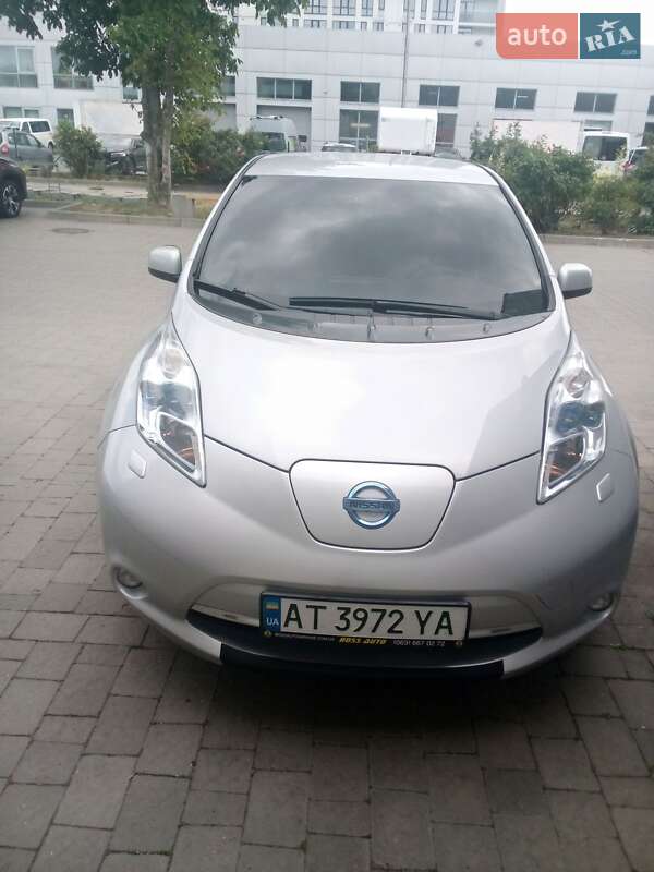 Nissan Leaf 2011