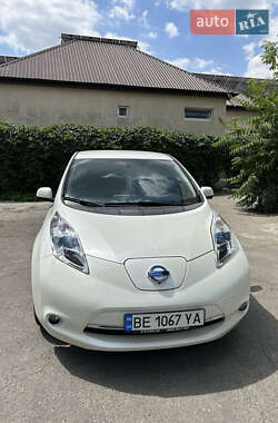 Хетчбек Nissan Leaf 2015 в Вознесенську