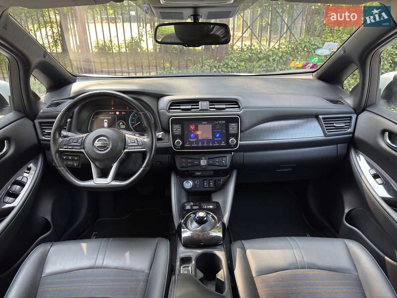 Хэтчбек Nissan Leaf 2020 в Ровно