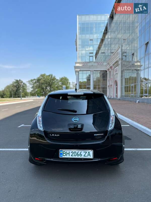 Хетчбек Nissan Leaf 2015 в Одесі фото 3 Хетчбек Nissan Leaf 2015 в Одесі