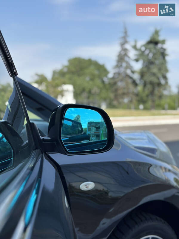 Хетчбек Nissan Leaf 2015 в Одесі фото 18 Хетчбек Nissan Leaf 2015 в Одесі