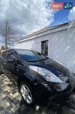 Хетчбек Nissan Leaf 2013 в Олександрії