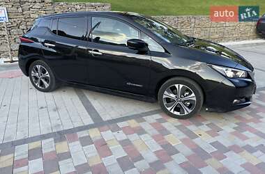 Хэтчбек Nissan Leaf 2020 в Хмельницком