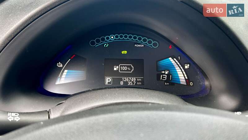 Хетчбек Nissan Leaf 2015 в Києві
