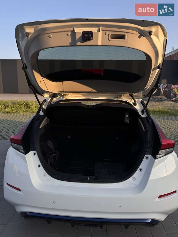 Хетчбек Nissan Leaf 2021 в Хмельницькому