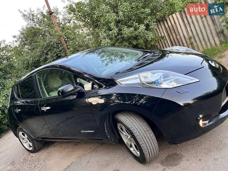 Nissan Leaf 2012