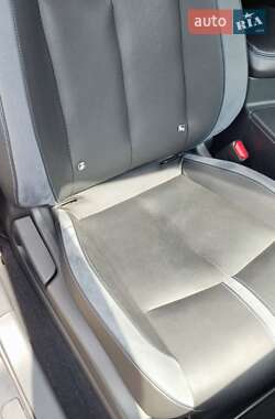 Хэтчбек Nissan Leaf 2020 в 