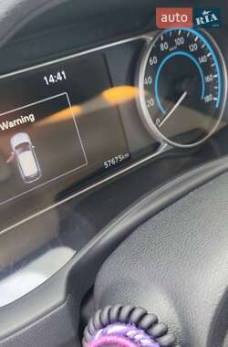 Хэтчбек Nissan Leaf 2020 в 