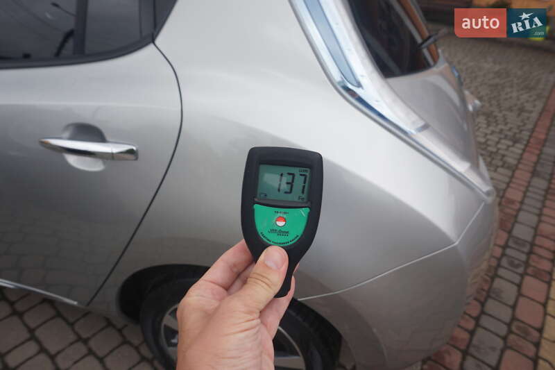 Хетчбек Nissan Leaf 2014 в Самборі