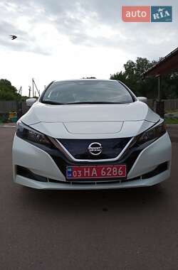 Хэтчбек Nissan Leaf 2021 в Житомире