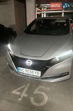 Хетчбек Nissan Leaf 2024 в Харкові