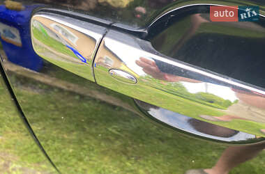 Хэтчбек Nissan Leaf 2013 в 