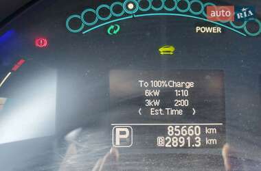 Хэтчбек Nissan Leaf 2016 в Николаеве