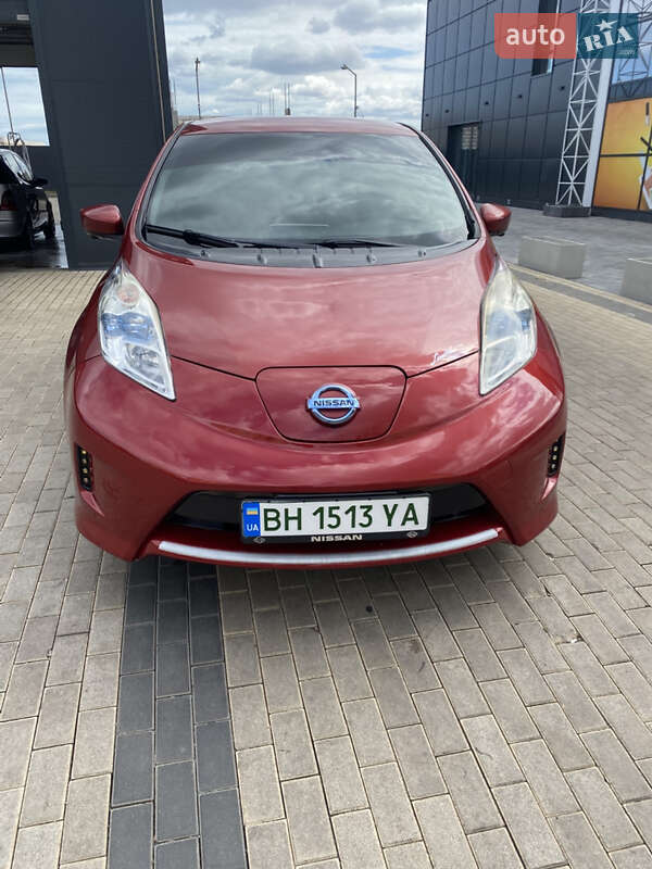 Хетчбек Nissan Leaf 2017 в Одесі
