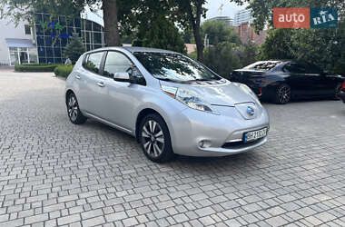 Хэтчбек Nissan Leaf 2014 в Одессе