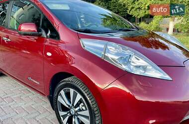Хетчбек Nissan Leaf 2014 в Вінниці